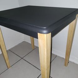 Small End Table With Natural Legs