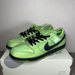 Size 13 - Nike SB Dunk Low The Powerpuff Girls Buttercup
