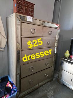 Dresser