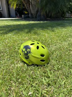 Razor Helmet