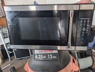 Hamilton Beach 1.1 Cubic Foot Countertop Microwave