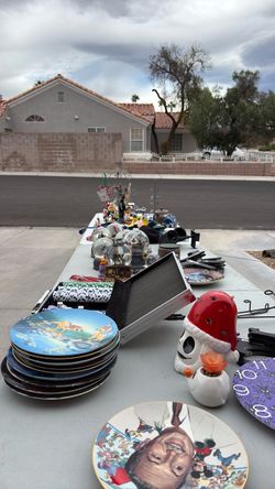 Garage sale today. Closes at 11 am