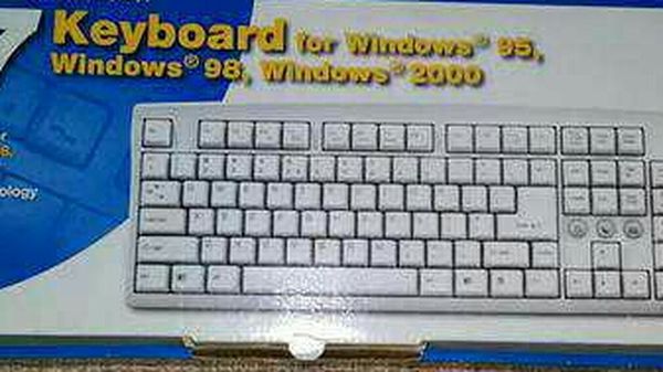 107 Key Windows PS/2 Wired Keyboard * Brand New!