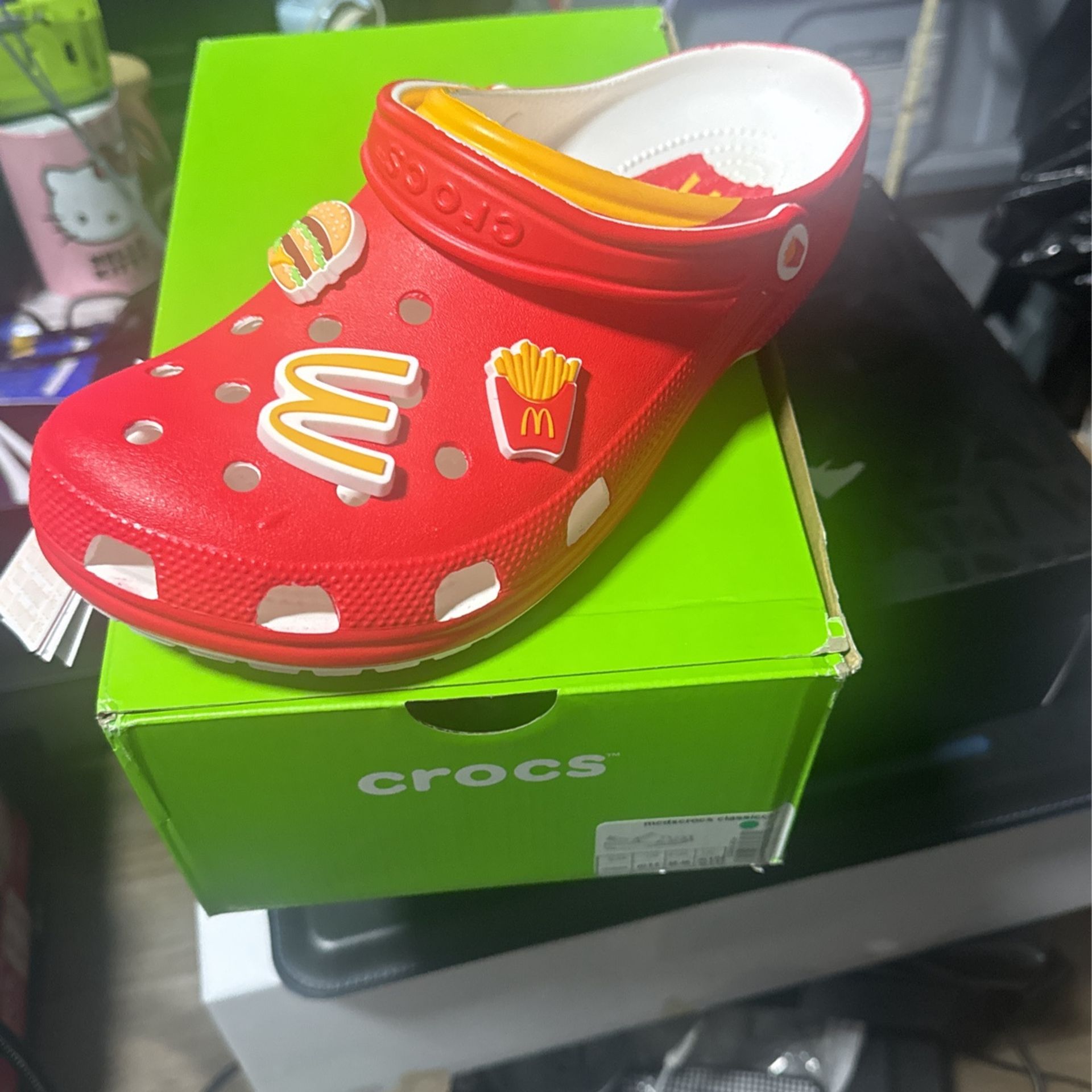 MCDO CROCS