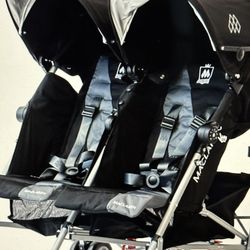 Twin Strollers. Maclaren. W Case 