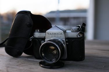 Yashica penta j 35mm camera
