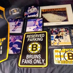 Boston Bruins Memorabilia. Plauqes, Framed Photos, Hat, Banner, Sign, License Plate  Dec.