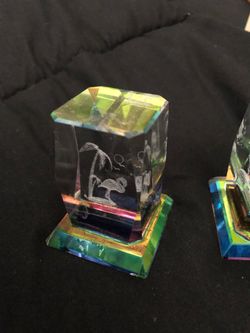 Crystal figures