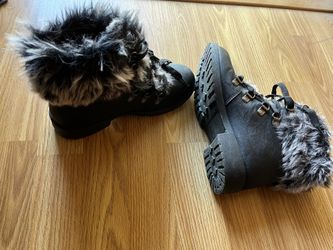 Black Boots Size 6