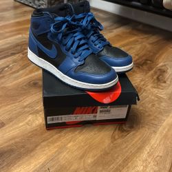 Nike Air Jordan 1 Retro OG