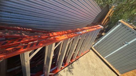 20 ft ladder 24 ft reach Warner Micro Fiber