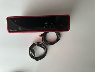 Used Focusrite Scarlett 2i2 Audio Interface