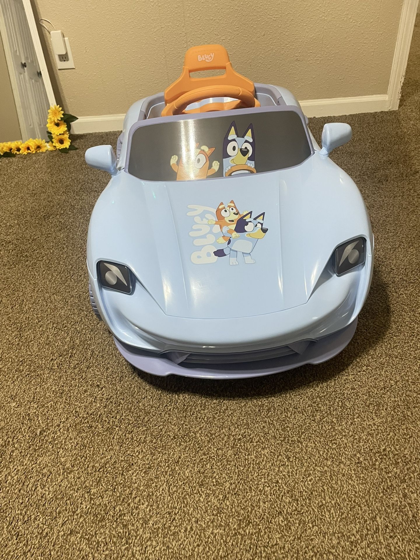 BLUEY Licensed Kids 12-Volt Battery Powered Convertible Ride-on