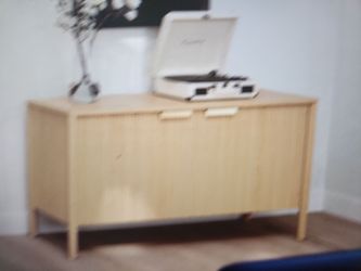 Liv 48" Whote isk media unit