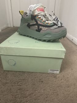 OFF WHITE -MINT BLACK