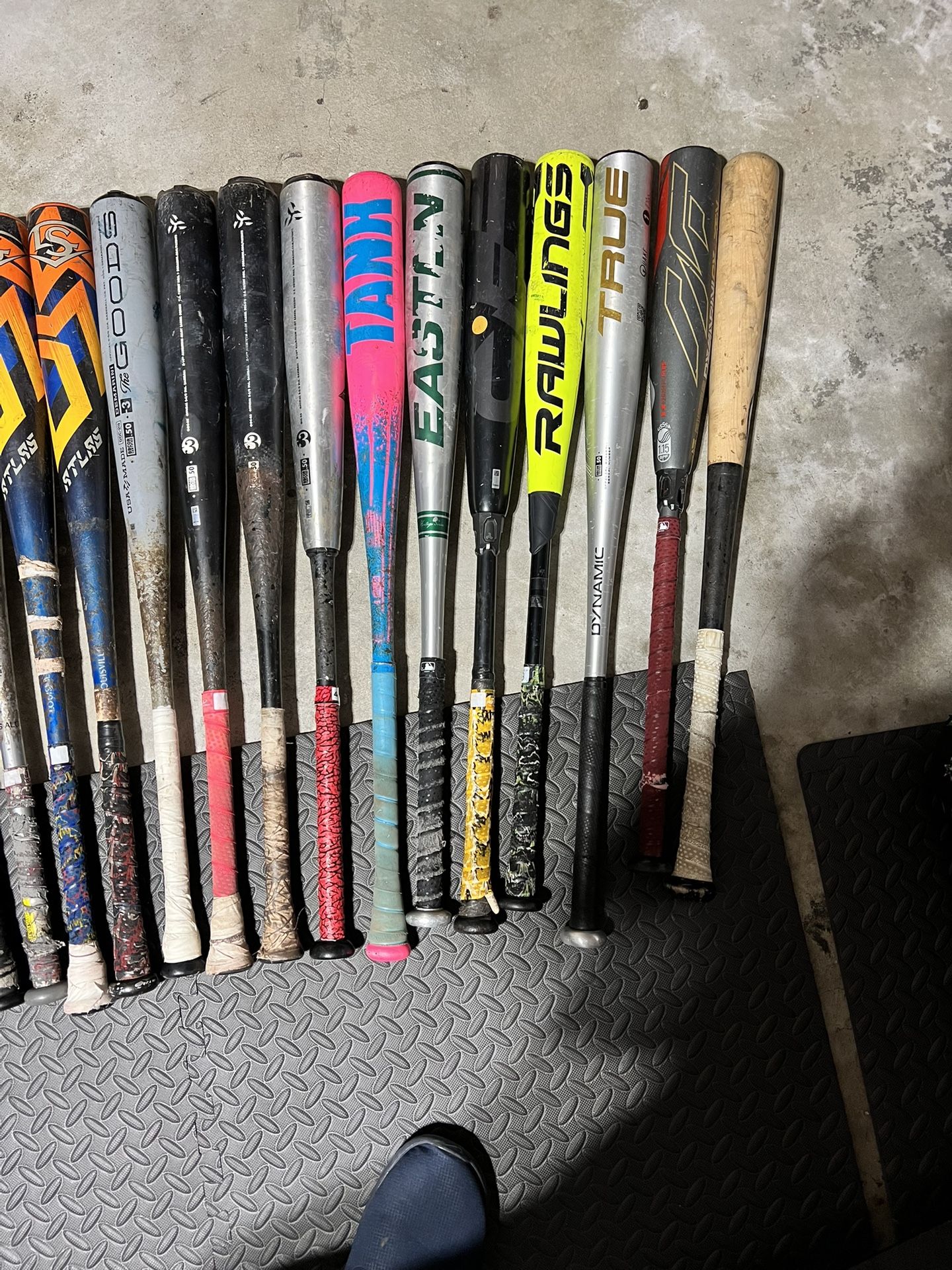 Bbcor Bats And Gloves For Sale For Best Offer