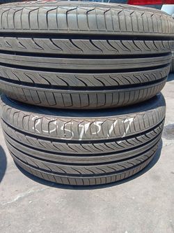 Vendo 2 Llantas Usadas 235 35 17 99 Devida