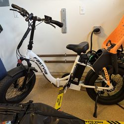 Fastvia E-Folding Bike White, 20in Fat Tires, Child Seat, Rear Rack