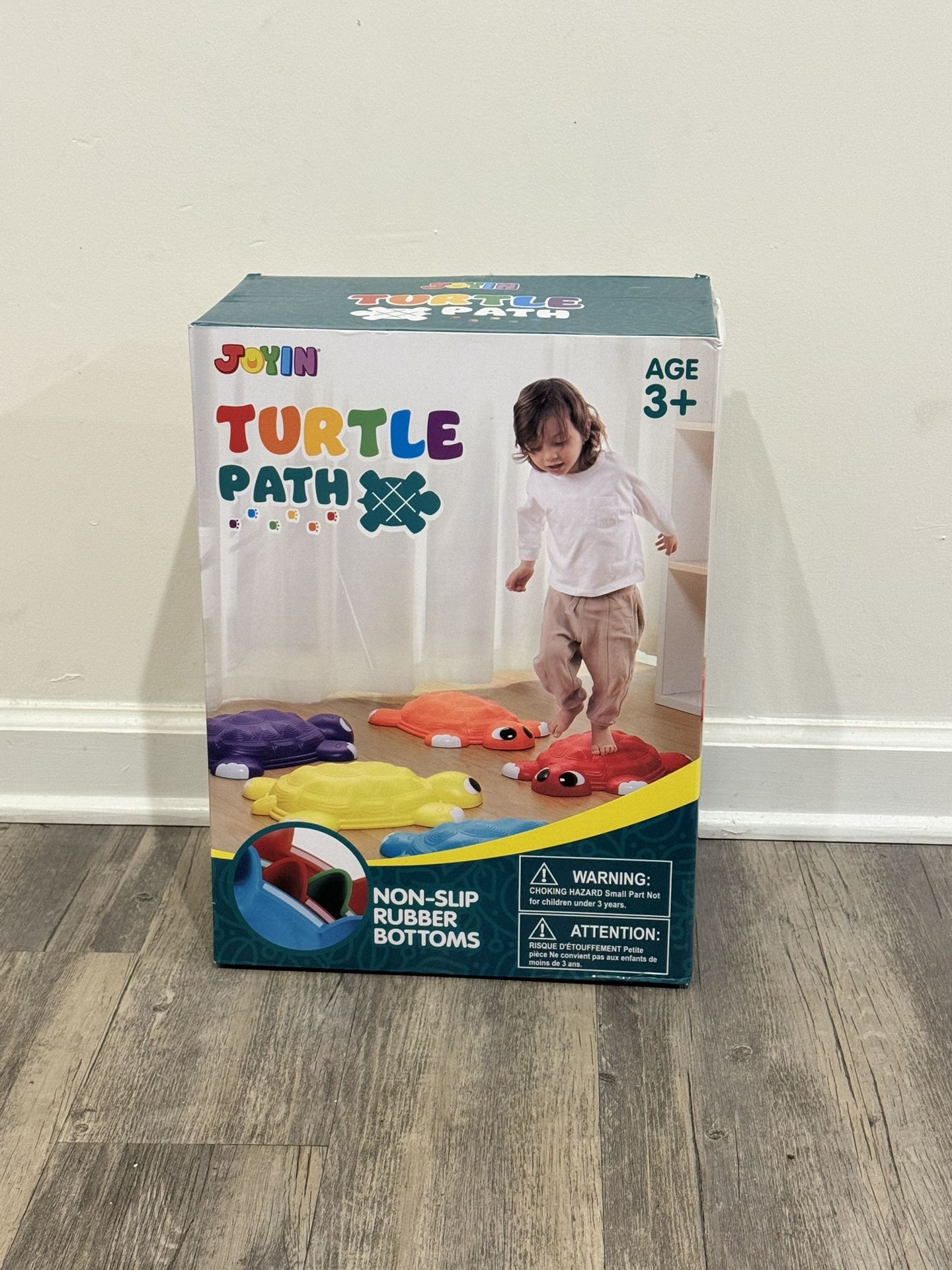 Colored Turtle Path With Non-slip Rubber Bottoms