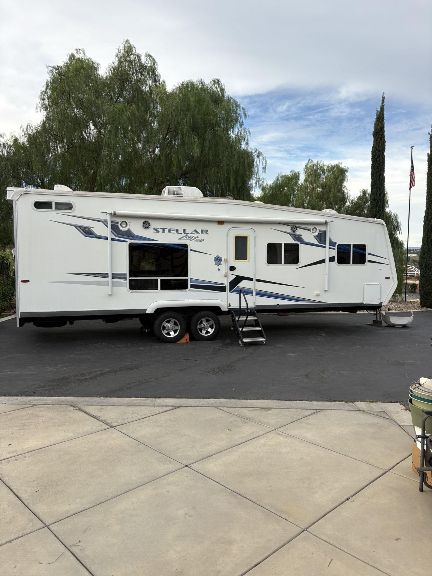 2011 Eclipse Stellar Lightning