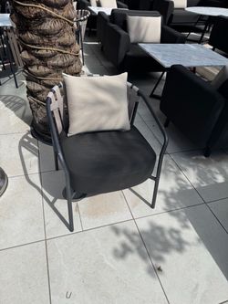 16 - Chairs w/ pillow