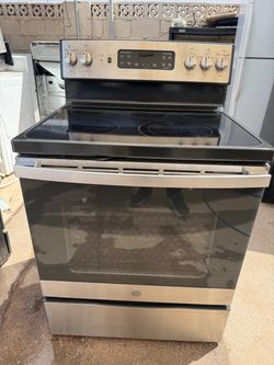 30” Ge electric oven range