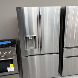 LG Counter Depth refrigerator Max 