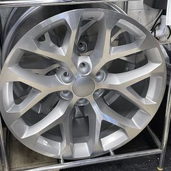 22x9.5 Wheels (Silverado)