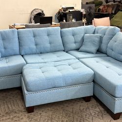 New 104x75 reversible sectional couch / free delivery