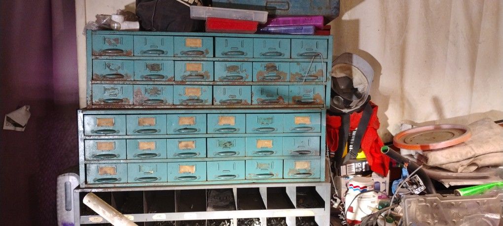 Killer Automotive N Harley Nuts N Bolts. Body N Rtrim Clips Etc