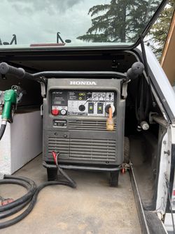 Honda Generator 7000 Si Only 69 Hrs Super Quiet