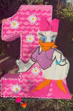 Daysi  piñata