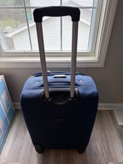 Tavel suitcase new