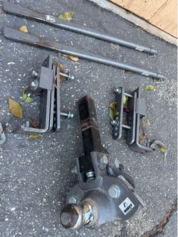 Husky hitch full set $150