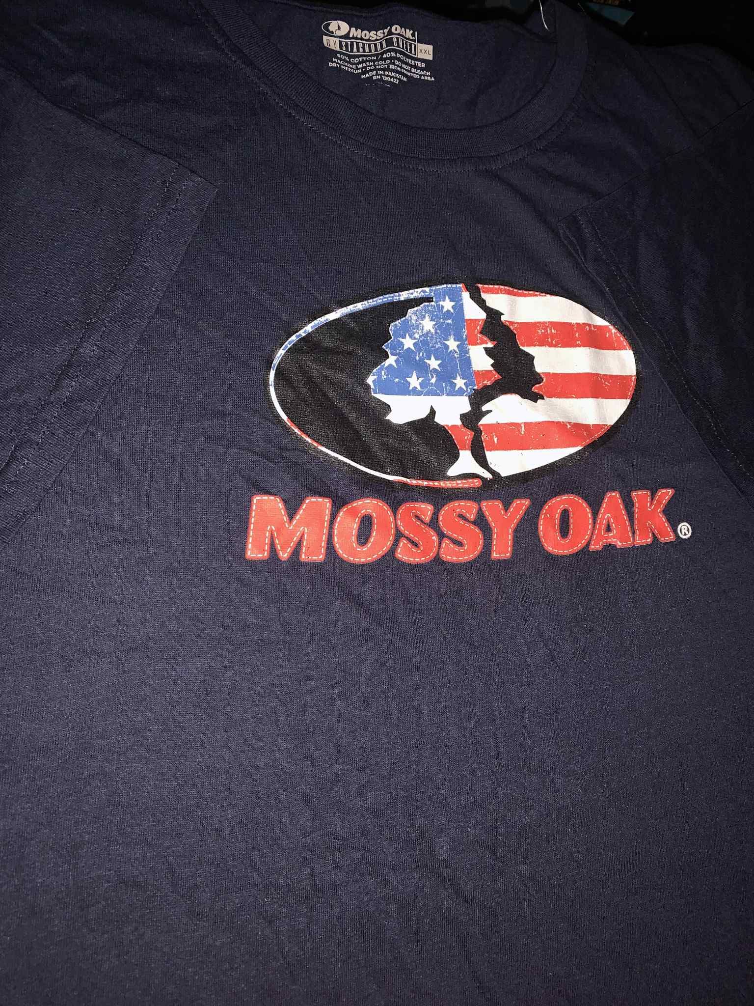 Mossy Oak American Flag T-shirt Size X-large
