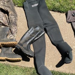 Fishing waders Size 13 And Large, Boots Size 10, Mossy Oak Bag, Etc..