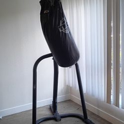 Everlast Punching Bag Stand