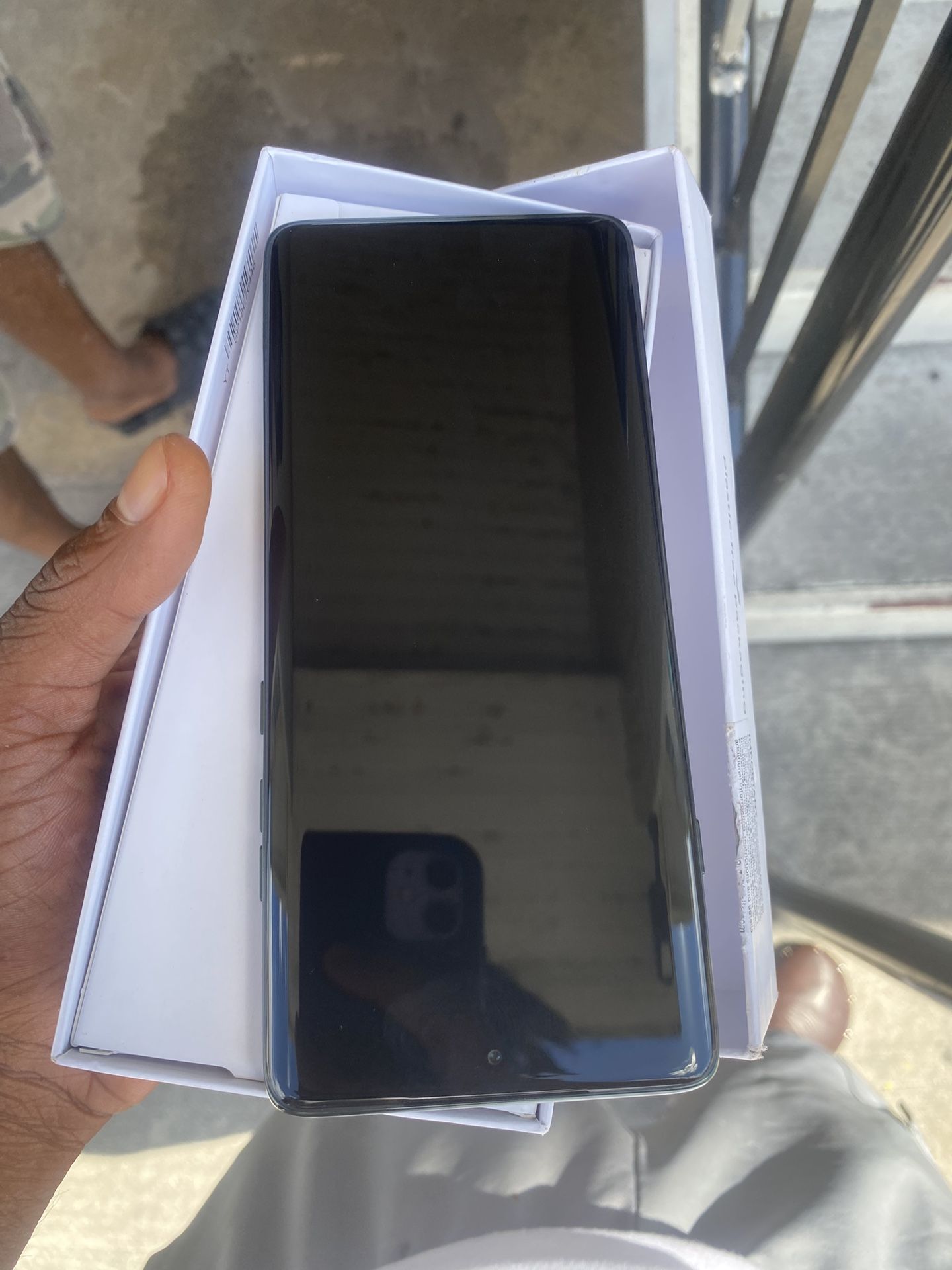 Motorola Edge 5G 2025