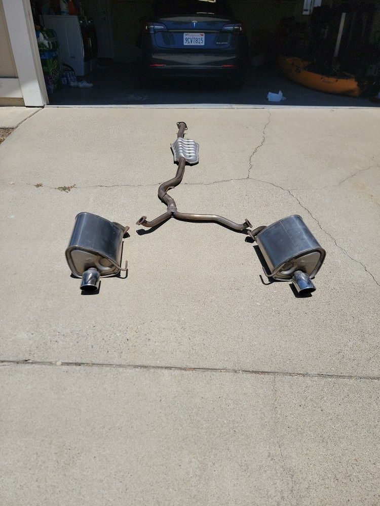 Subaru Legacy Exhaust System