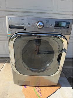 LG Washing Machine 5.2 cu. ft. - Used