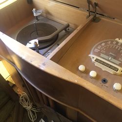 Antique Radios Record Player