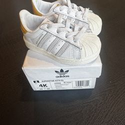 Kith Adidas Size 4