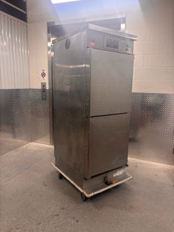 Heated Food Holding Cabinet