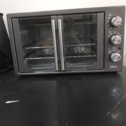 Oyster convection Oven. Toasts Bakes Etc