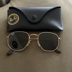 Hexagonal Ray Bans With Case