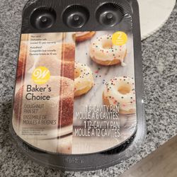 2 Piece DoughNut Pan Set