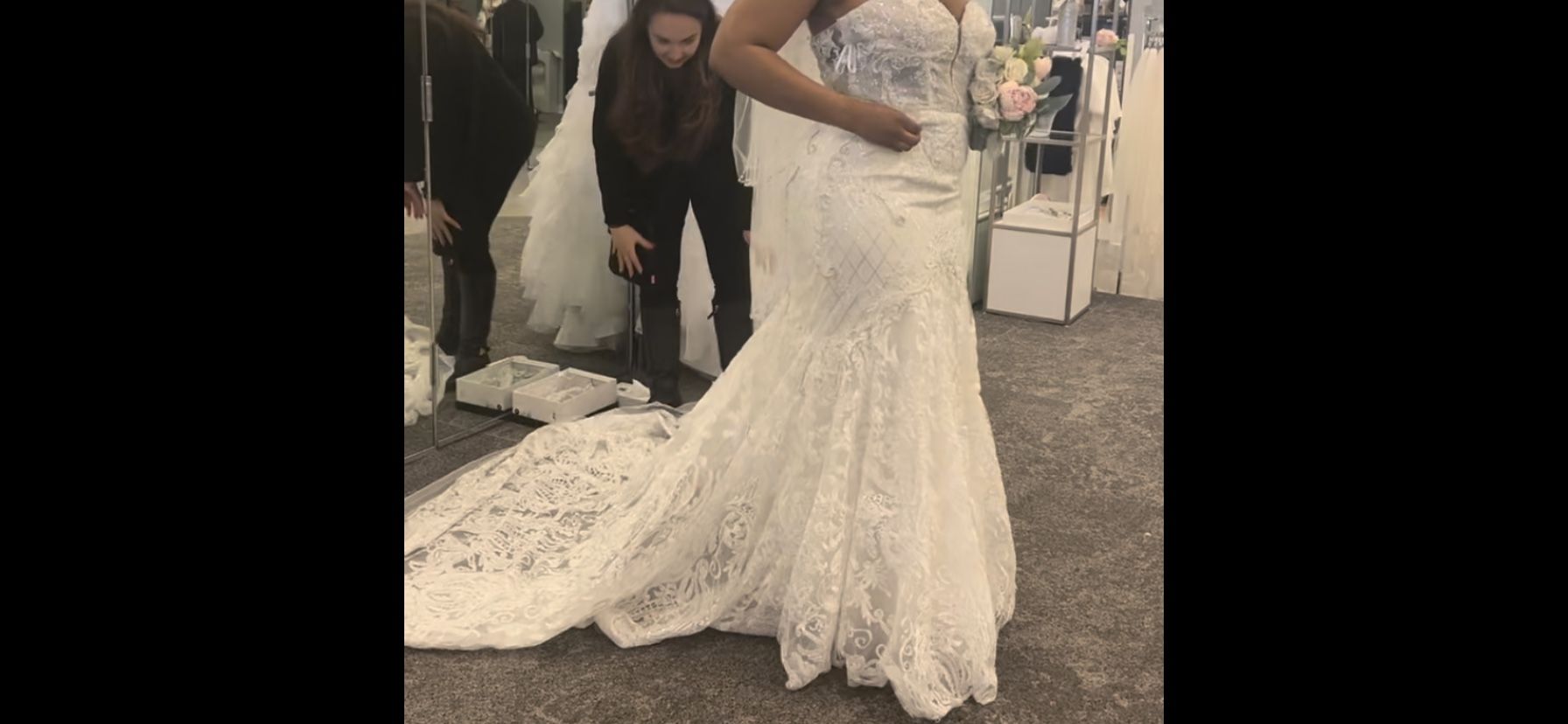Wedding dress