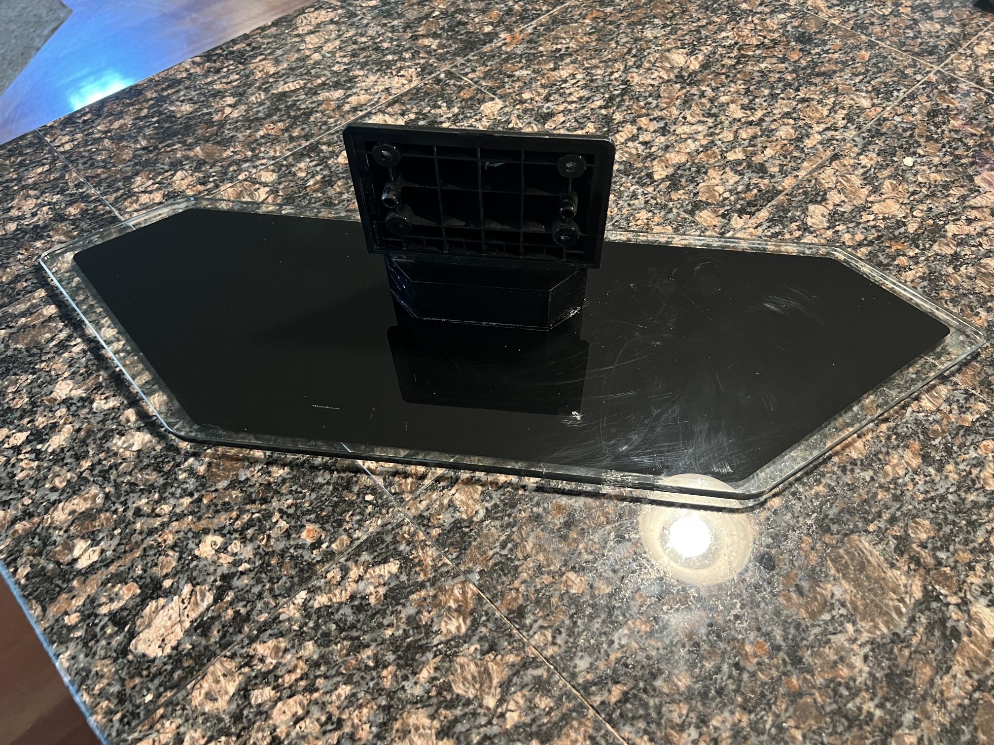 TCL 50FS5600 TV Stand