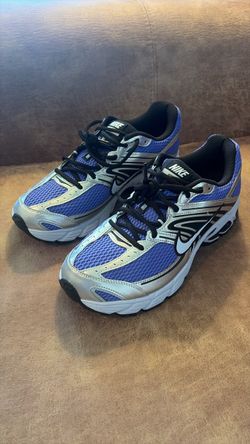 Nike Air Moto 2k   ( Men Size 9)