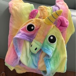 Unicorn Robe Size 7-9 Years